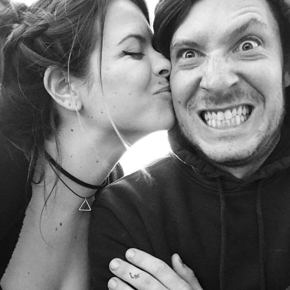 Meet your Posher, Jessica - Picture 1 of 1